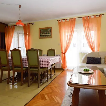 Apartament In Pula/istrien 11306