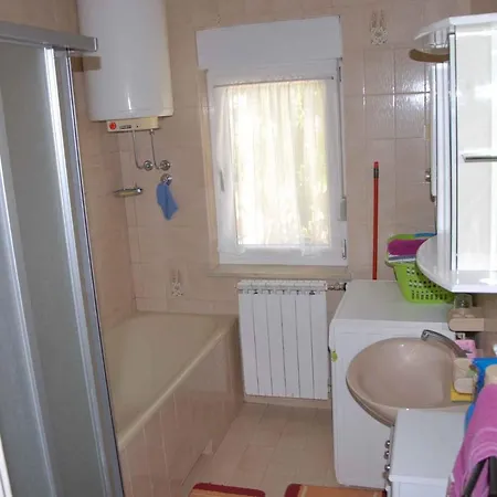 Apartment In Pula/istrien 11306 *