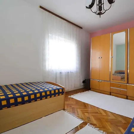 Apartment In Pula/istrien 11306 *